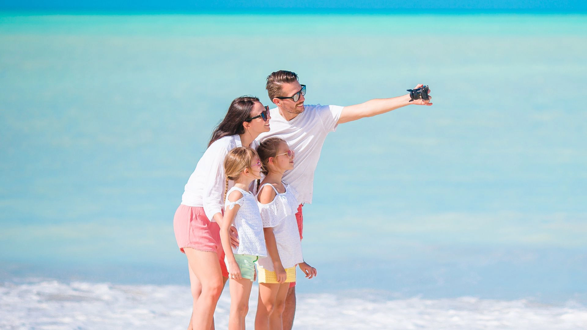 Cameras for Family Photography Featured Image