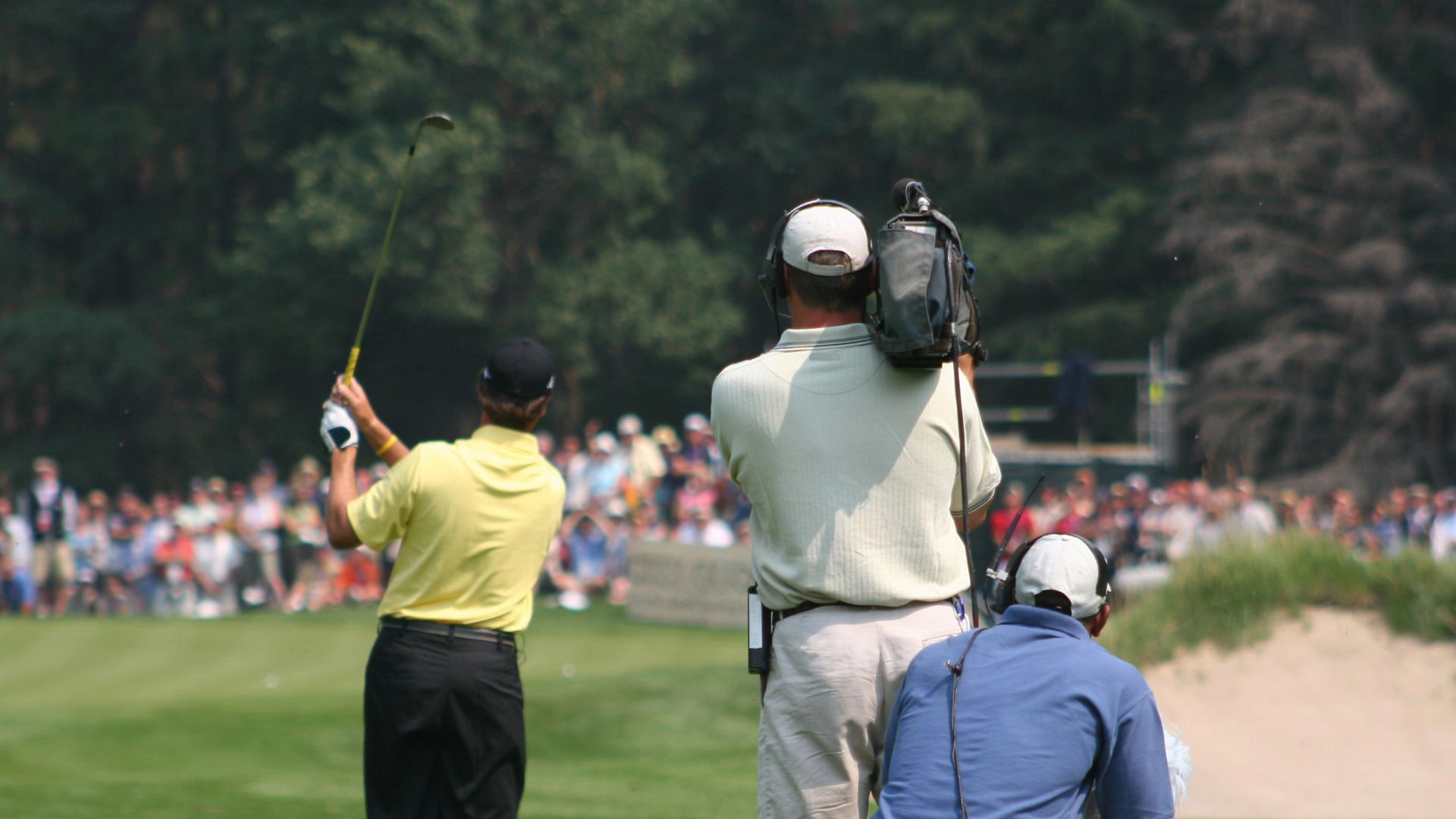 best camera settings for sports photography Featured Image