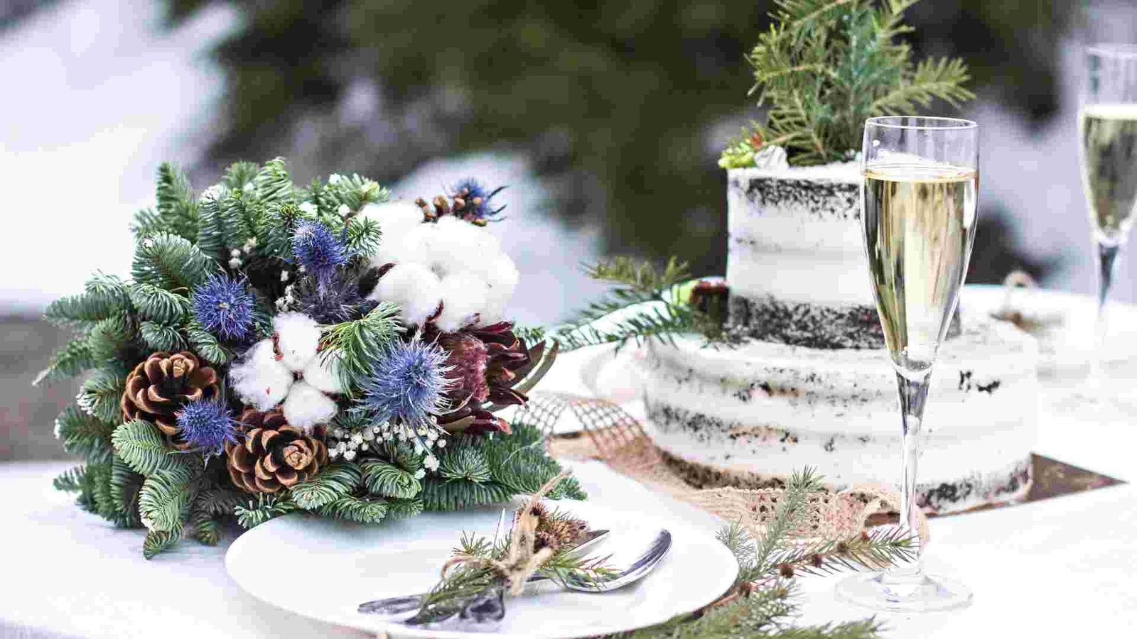 3Winter Wedding Photography Ideas Featured Image