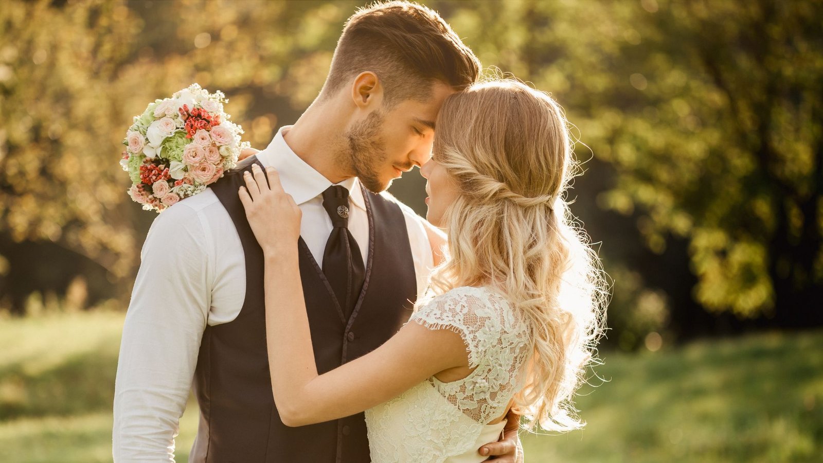 Natural Wedding Photography Featured Image