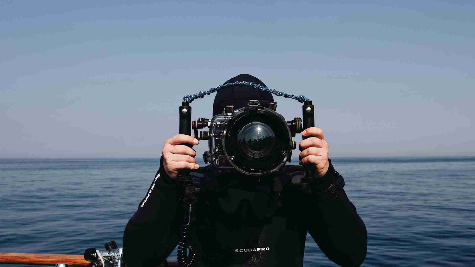 Underwater Photography Women Featured image