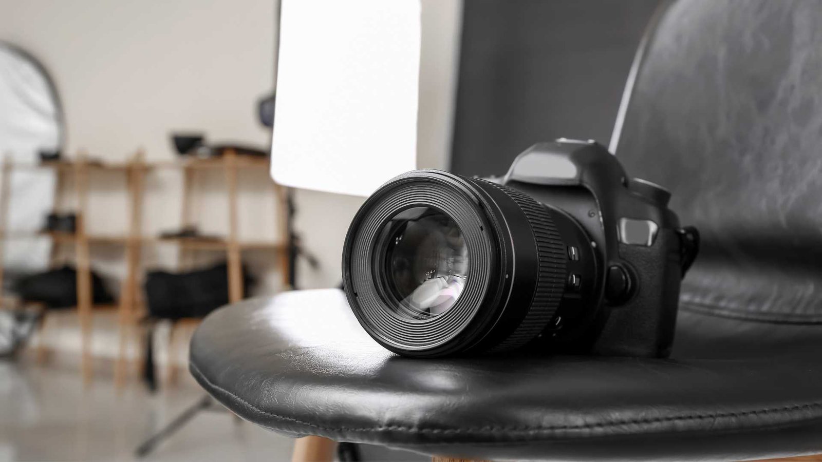 Best Canon Camera for Product Photography Featured Image